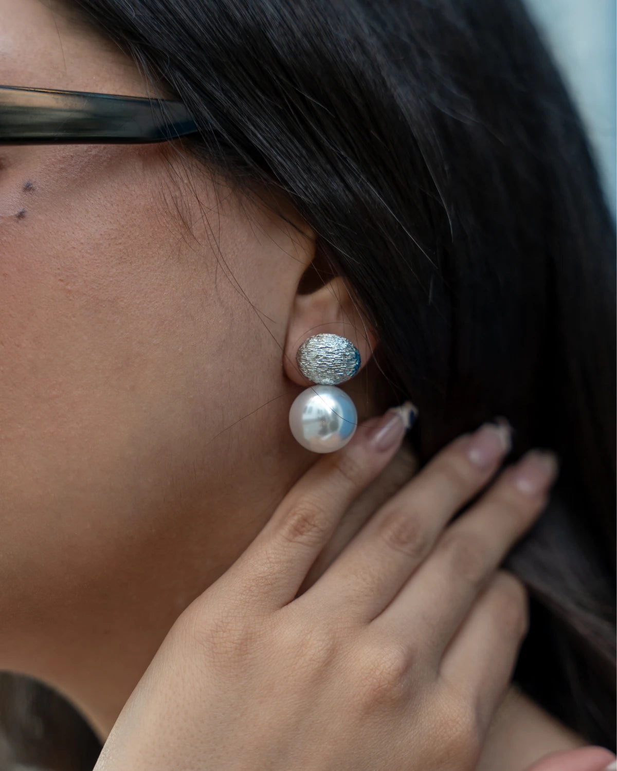 Como Pearl Echo Earring